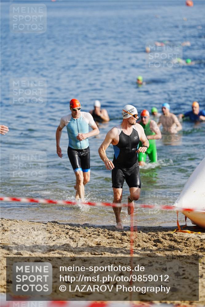 21.06.2026 - 29. Vierlanden-Triathlon LAZAROV Photography http://msf.ph/oto/9859012 21.06.2026 08:16:59 Schwimmen  meine-sportfotos.de