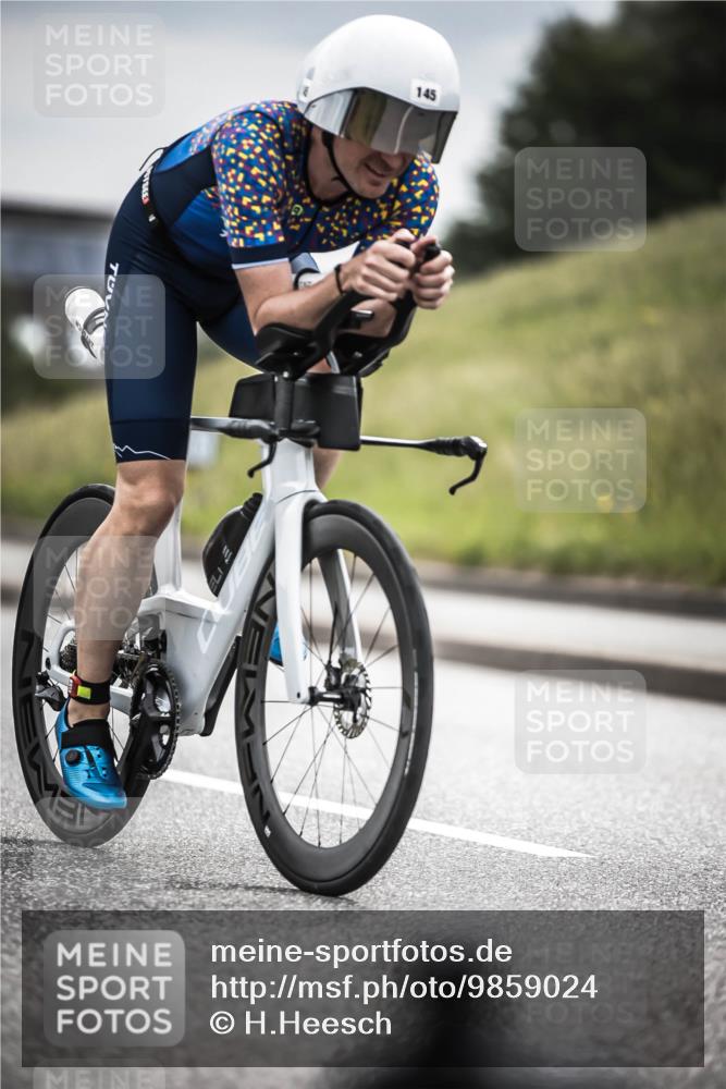 21.06.2026 - 29. Vierlanden-Triathlon H.Heesch http://msf.ph/oto/9859024 21.06.2026 10:31:36 Radfahren 123, 145, 301, 337, 489, 510 meine-sportfotos.de