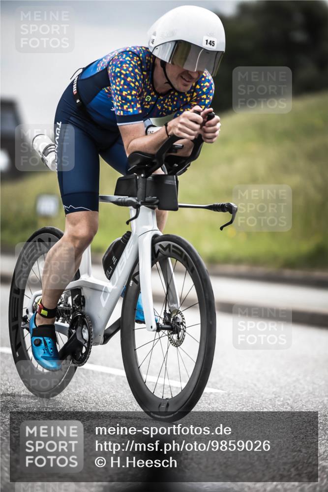 21.06.2026 - 29. Vierlanden-Triathlon H.Heesch http://msf.ph/oto/9859026 21.06.2026 10:31:36 Radfahren 123, 145, 301, 337, 489, 510 meine-sportfotos.de