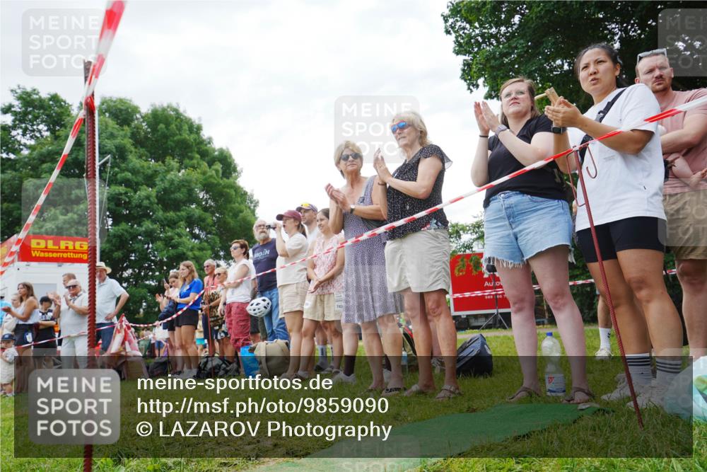 21.06.2026 - 29. Vierlanden-Triathlon LAZAROV Photography http://msf.ph/oto/9859090 21.06.2026 10:59:39 Schwimmen 682 meine-sportfotos.de