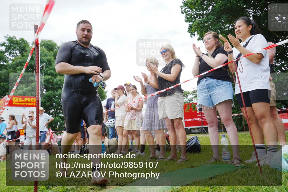 21.06.2026 - 29. Vierlanden-Triathlon LAZAROV Photography http://msf.ph/oto/9859107 21.06.2026 11:00:01 Schwimmen 724 meine-sportfotos.de