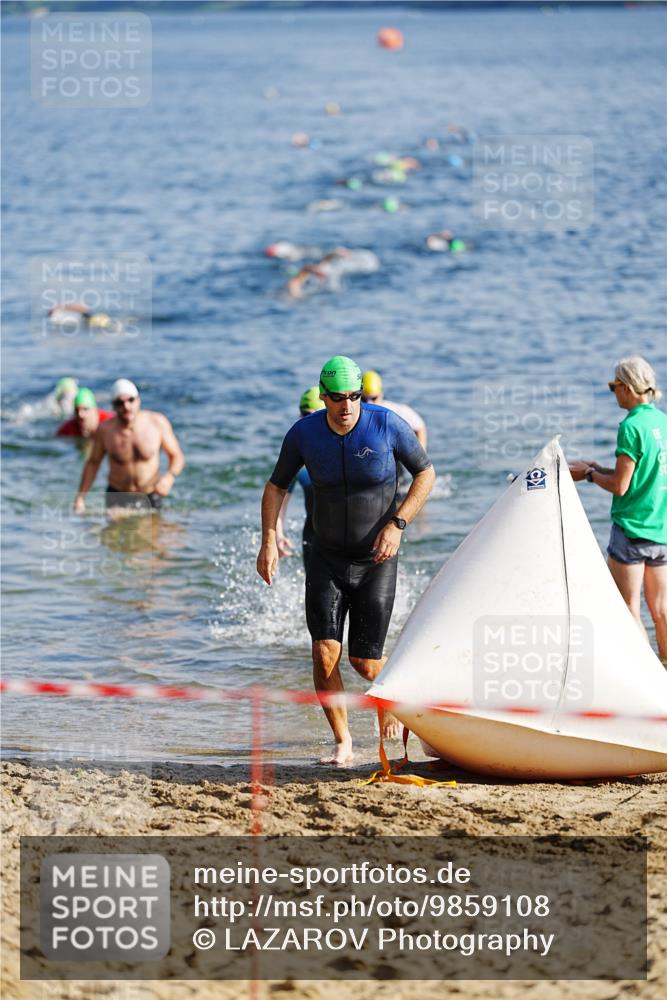 21.06.2026 - 29. Vierlanden-Triathlon LAZAROV Photography http://msf.ph/oto/9859108 21.06.2026 08:17:33 Schwimmen  meine-sportfotos.de