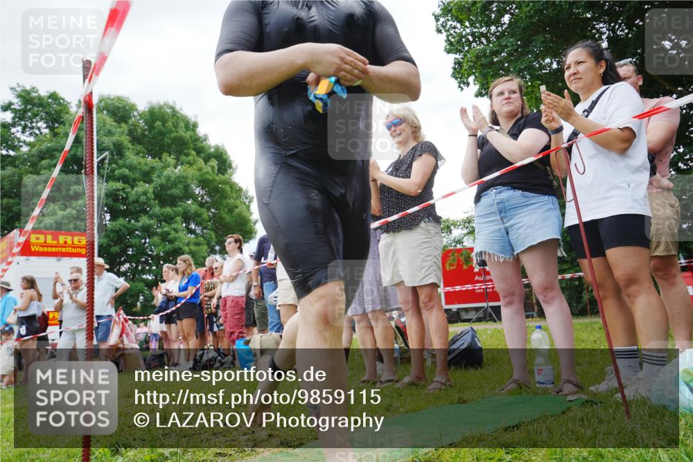 21.06.2026 - 29. Vierlanden-Triathlon LAZAROV Photography http://msf.ph/oto/9859115 21.06.2026 11:00:02 Schwimmen 724 meine-sportfotos.de