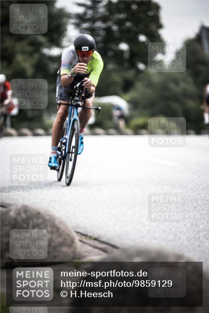 21.06.2026 - 29. Vierlanden-Triathlon H.Heesch http://msf.ph/oto/9859129 21.06.2026 10:31:51 Radfahren 62, 202, 213, 226, 308, 332, 389, 441 meine-sportfotos.de