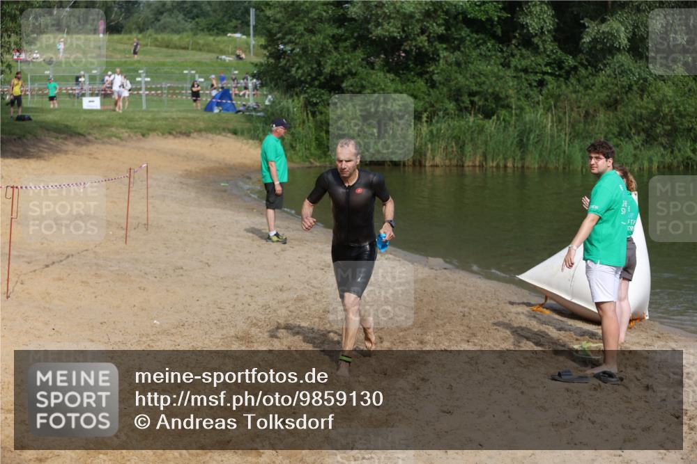 21.06.2026 - 29. Vierlanden-Triathlon Andreas Tolksdorf http://msf.ph/oto/9859130 21.06.2026 09:05:17 Schwimmen 192 meine-sportfotos.de