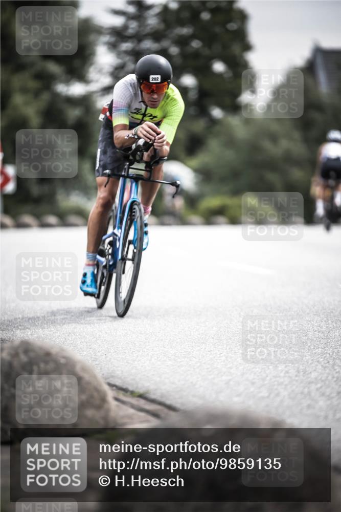 21.06.2026 - 29. Vierlanden-Triathlon H.Heesch http://msf.ph/oto/9859135 21.06.2026 10:31:51 Radfahren 62, 202, 213, 226, 308, 332, 389, 441 meine-sportfotos.de