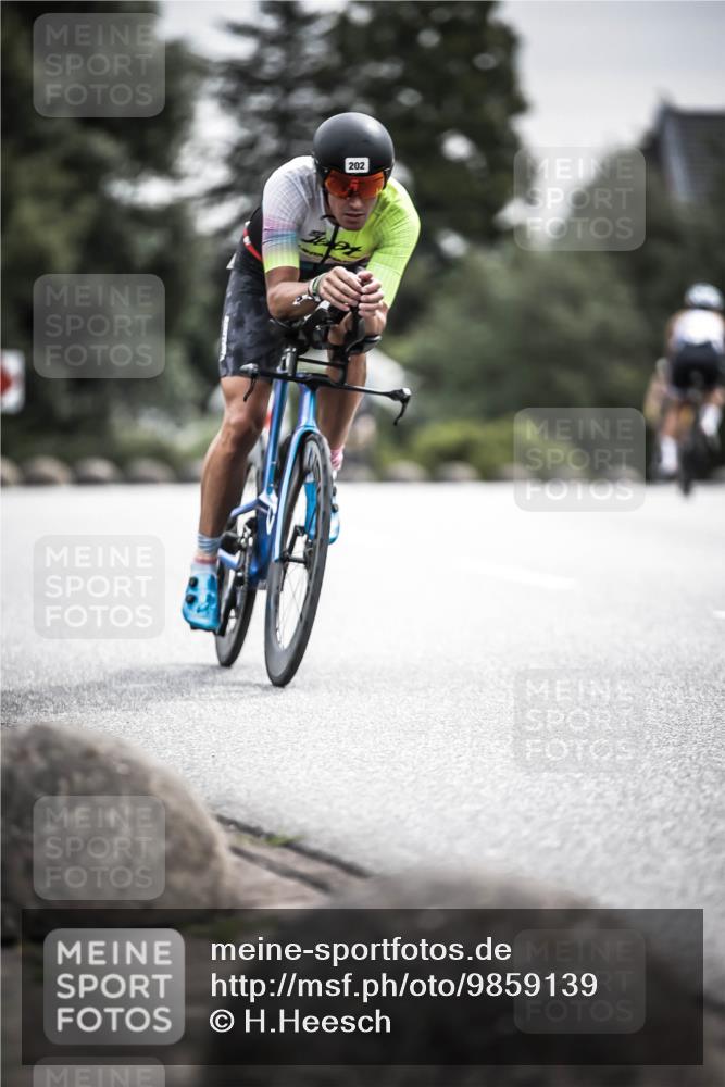 21.06.2026 - 29. Vierlanden-Triathlon H.Heesch http://msf.ph/oto/9859139 21.06.2026 10:31:51 Radfahren 62, 202, 213, 226, 308, 332, 389, 441 meine-sportfotos.de