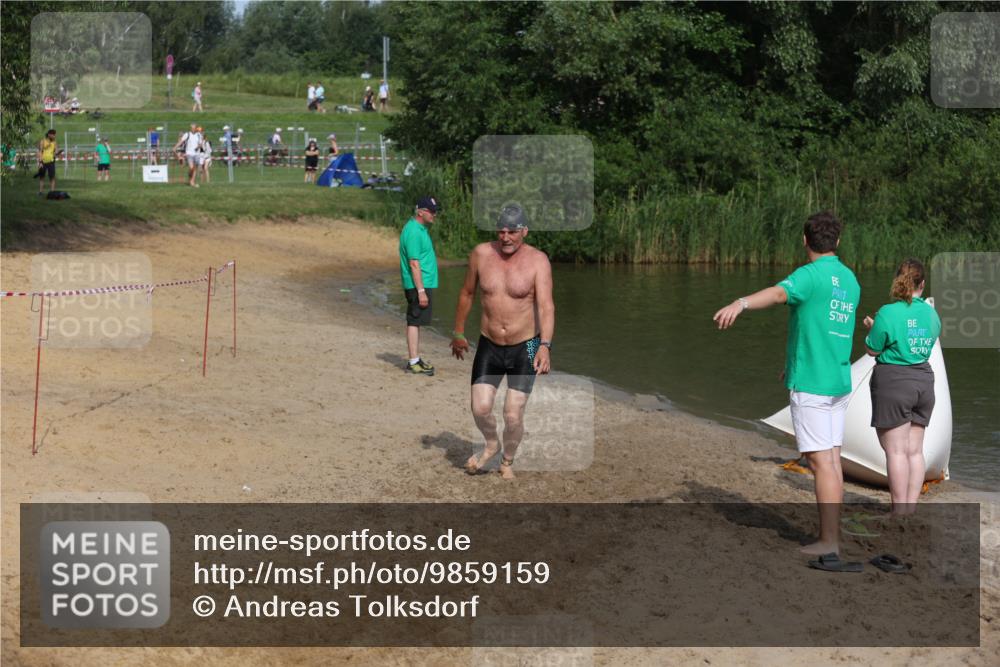21.06.2026 - 29. Vierlanden-Triathlon Andreas Tolksdorf http://msf.ph/oto/9859159 21.06.2026 09:05:25 Schwimmen 287 meine-sportfotos.de