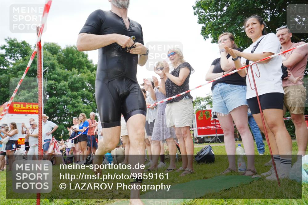21.06.2026 - 29. Vierlanden-Triathlon LAZAROV Photography http://msf.ph/oto/9859161 21.06.2026 11:01:04 Schwimmen 671 meine-sportfotos.de