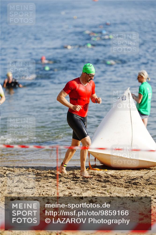 21.06.2026 - 29. Vierlanden-Triathlon LAZAROV Photography http://msf.ph/oto/9859166 21.06.2026 08:17:46 Schwimmen  meine-sportfotos.de