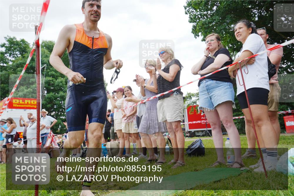 21.06.2026 - 29. Vierlanden-Triathlon LAZAROV Photography http://msf.ph/oto/9859195 21.06.2026 11:01:48 Schwimmen 673 meine-sportfotos.de