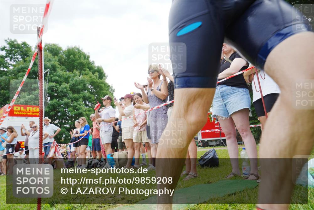 21.06.2026 - 29. Vierlanden-Triathlon LAZAROV Photography http://msf.ph/oto/9859208 21.06.2026 11:01:48 Schwimmen 673 meine-sportfotos.de