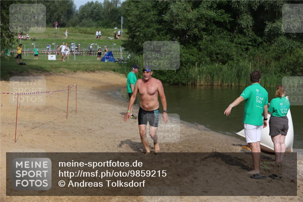 21.06.2026 - 29. Vierlanden-Triathlon Andreas Tolksdorf http://msf.ph/oto/9859215 21.06.2026 09:05:25 Schwimmen 287 meine-sportfotos.de