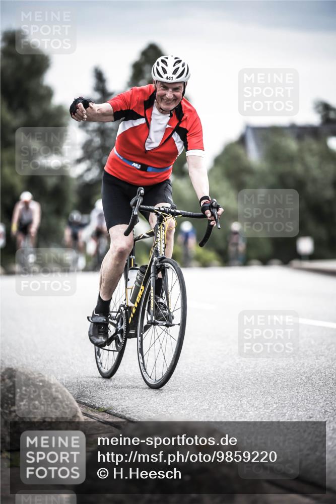21.06.2026 - 29. Vierlanden-Triathlon H.Heesch http://msf.ph/oto/9859220 21.06.2026 10:31:55 Radfahren 52, 62, 137, 213, 332, 441 meine-sportfotos.de