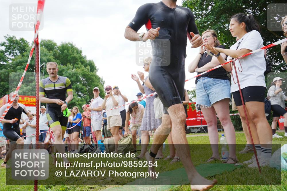 21.06.2026 - 29. Vierlanden-Triathlon LAZAROV Photography http://msf.ph/oto/9859254 21.06.2026 11:02:04 Schwimmen 641, 642, 644, 685, 707, 710, 728, 743 meine-sportfotos.de