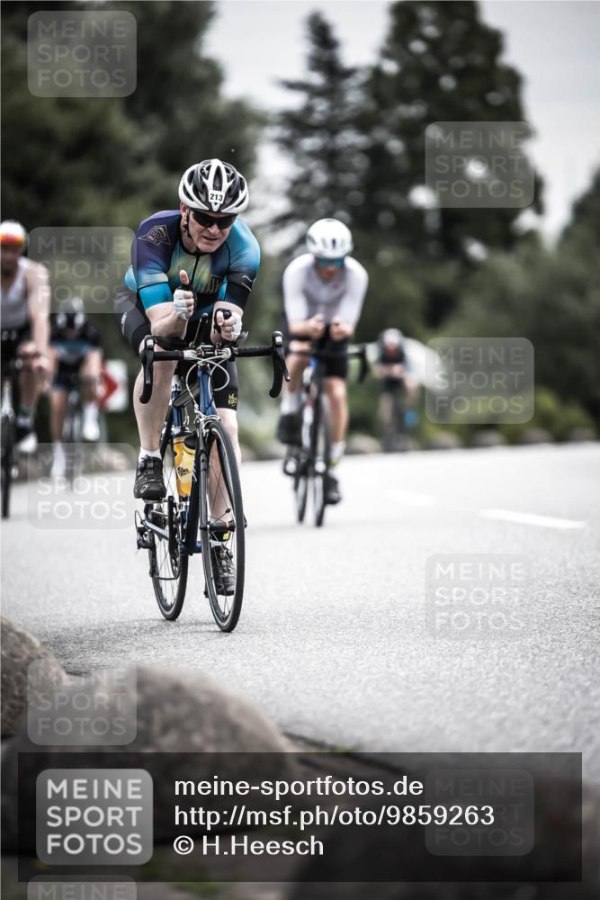 21.06.2026 - 29. Vierlanden-Triathlon H.Heesch http://msf.ph/oto/9859263 21.06.2026 10:31:57 Radfahren 52, 62, 137, 138, 213, 332, 441 meine-sportfotos.de