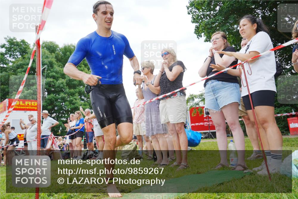 21.06.2026 - 29. Vierlanden-Triathlon LAZAROV Photography http://msf.ph/oto/9859267 21.06.2026 11:02:13 Schwimmen 685, 710, 716, 728 meine-sportfotos.de