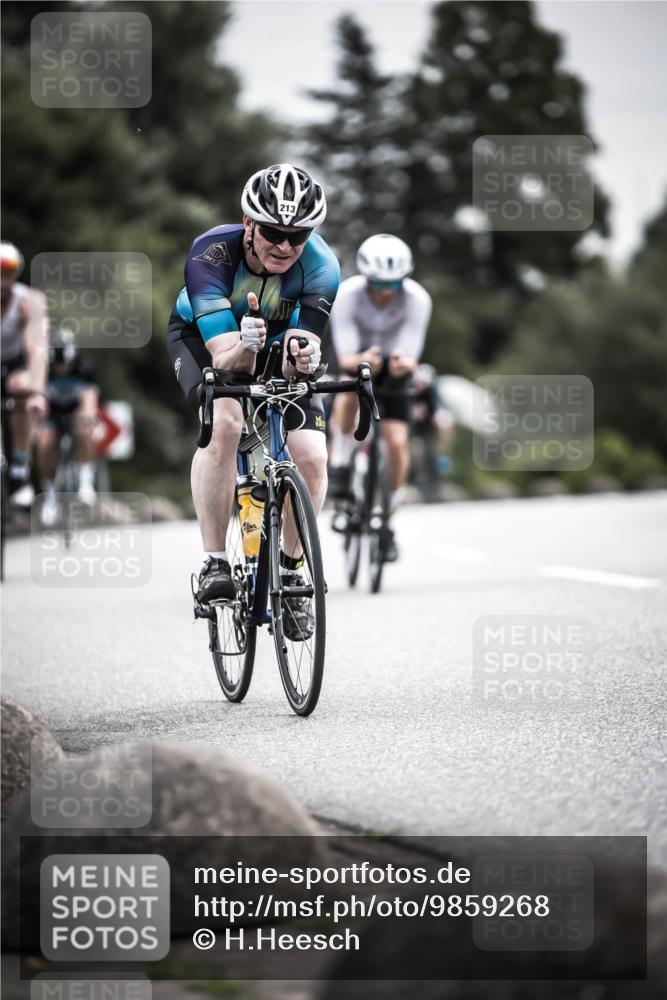 21.06.2026 - 29. Vierlanden-Triathlon H.Heesch http://msf.ph/oto/9859268 21.06.2026 10:31:58 Radfahren 52, 62, 137, 138, 213, 332, 441, 617 meine-sportfotos.de