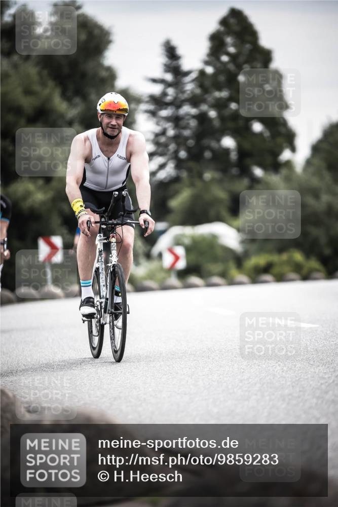 21.06.2026 - 29. Vierlanden-Triathlon H.Heesch http://msf.ph/oto/9859283 21.06.2026 10:31:59 Radfahren 52, 62, 137, 138, 213, 332, 441, 617 meine-sportfotos.de