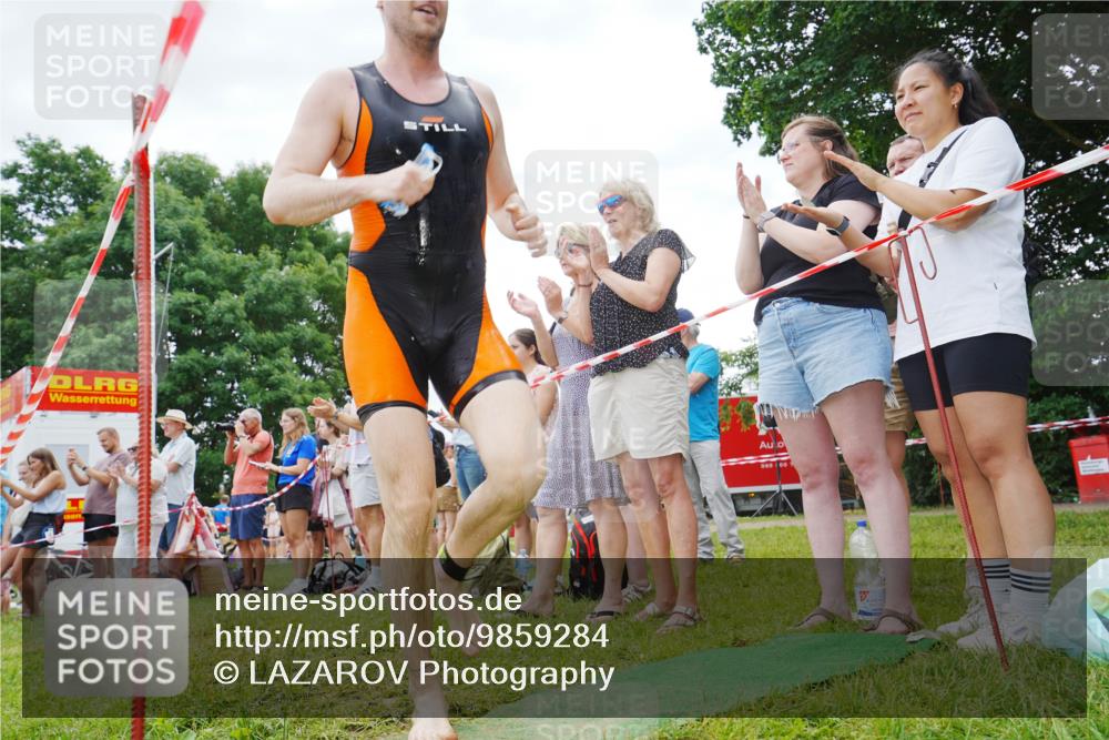 21.06.2026 - 29. Vierlanden-Triathlon LAZAROV Photography http://msf.ph/oto/9859284 21.06.2026 11:02:52 Schwimmen 720 meine-sportfotos.de