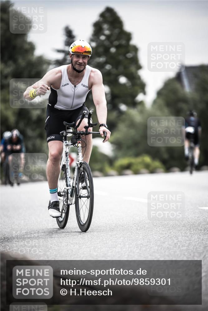 21.06.2026 - 29. Vierlanden-Triathlon H.Heesch http://msf.ph/oto/9859301 21.06.2026 10:31:59 Radfahren 52, 62, 137, 138, 213, 332, 441, 617 meine-sportfotos.de