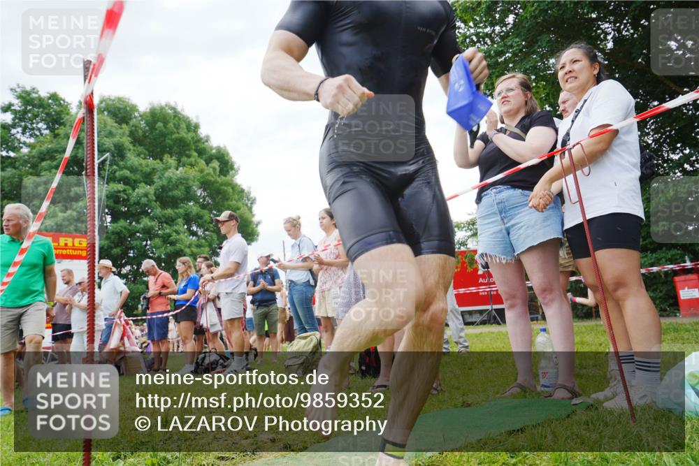 21.06.2026 - 29. Vierlanden-Triathlon LAZAROV Photography http://msf.ph/oto/9859352 21.06.2026 11:03:00 Schwimmen 659, 688, 705, 720, 757 meine-sportfotos.de