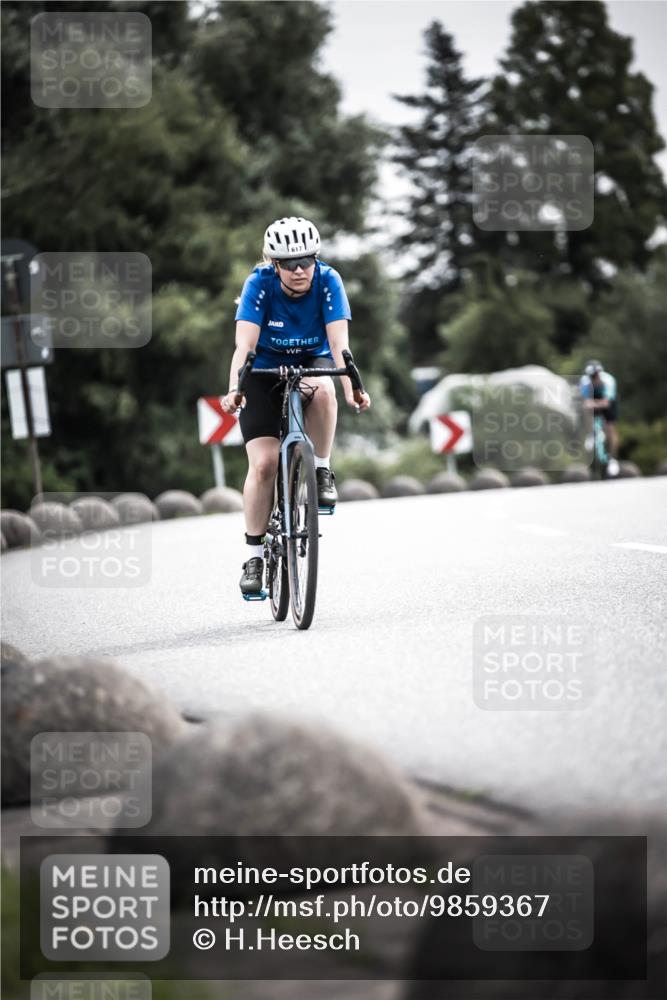 21.06.2026 - 29. Vierlanden-Triathlon H.Heesch http://msf.ph/oto/9859367 21.06.2026 10:32:03 Radfahren 19, 52, 57, 137, 138, 617 meine-sportfotos.de