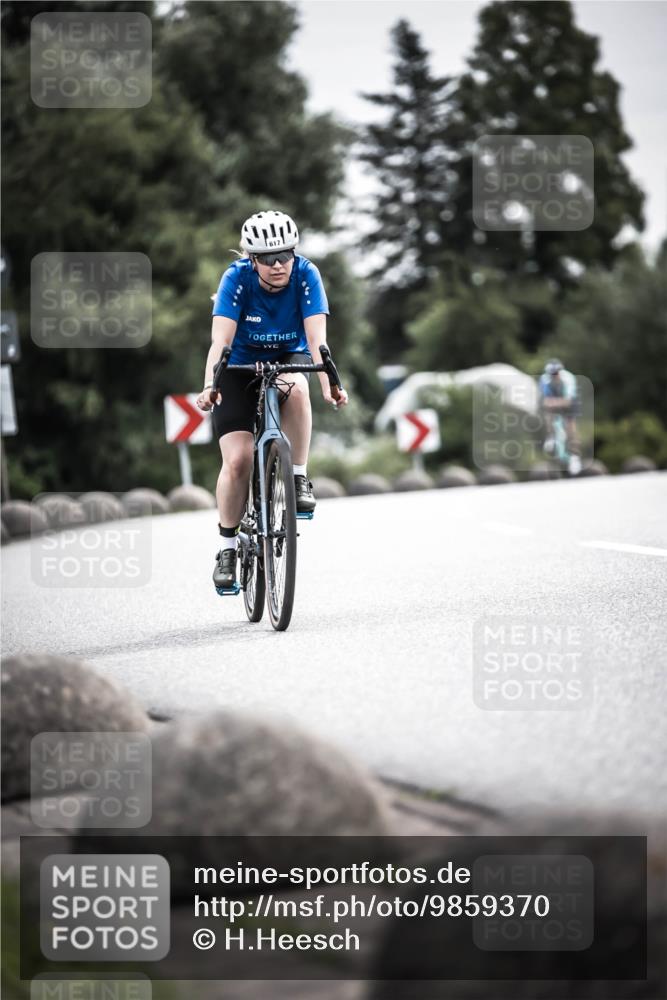 21.06.2026 - 29. Vierlanden-Triathlon H.Heesch http://msf.ph/oto/9859370 21.06.2026 10:32:03 Radfahren 19, 52, 57, 137, 138, 617 meine-sportfotos.de