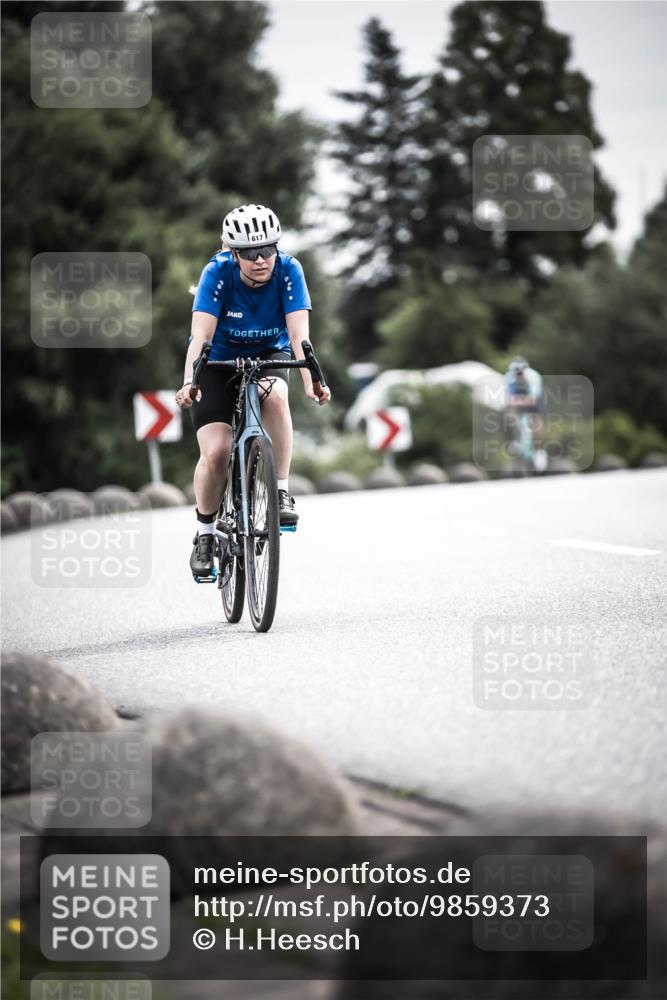 21.06.2026 - 29. Vierlanden-Triathlon H.Heesch http://msf.ph/oto/9859373 21.06.2026 10:32:03 Radfahren 19, 52, 57, 137, 138, 617 meine-sportfotos.de
