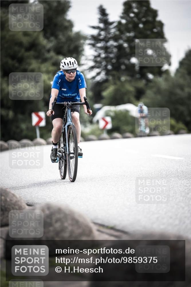 21.06.2026 - 29. Vierlanden-Triathlon H.Heesch http://msf.ph/oto/9859375 21.06.2026 10:32:04 Radfahren 19, 52, 57, 138, 617 meine-sportfotos.de