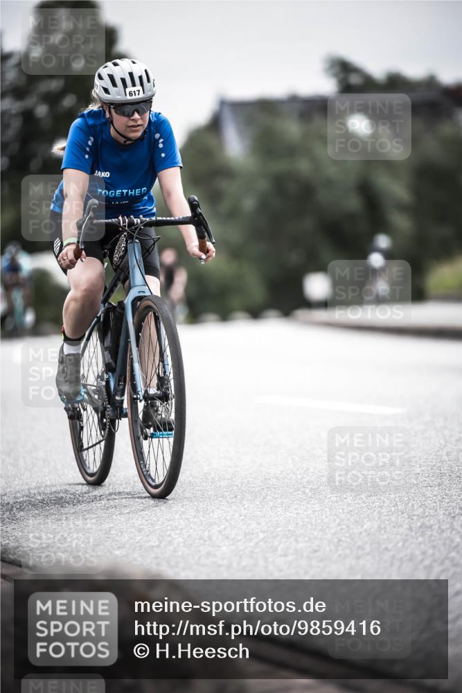 21.06.2026 - 29. Vierlanden-Triathlon H.Heesch http://msf.ph/oto/9859416 21.06.2026 10:32:04 Radfahren 19, 52, 57, 138, 617 meine-sportfotos.de