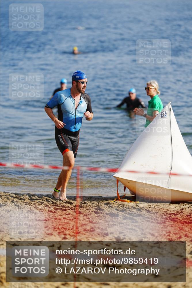21.06.2026 - 29. Vierlanden-Triathlon LAZAROV Photography http://msf.ph/oto/9859419 21.06.2026 08:19:07 Schwimmen  meine-sportfotos.de