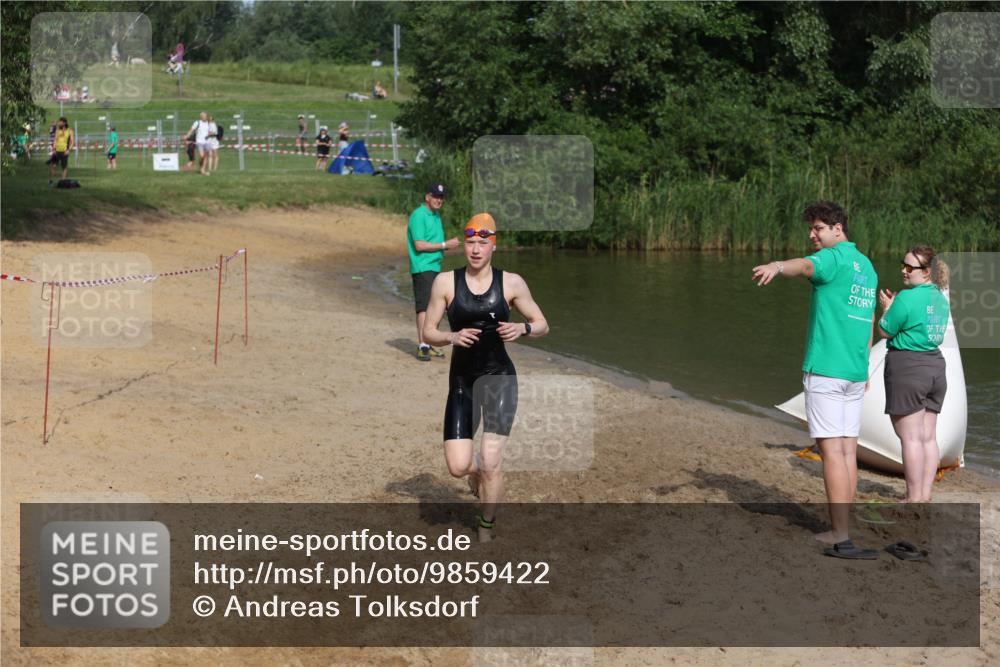21.06.2026 - 29. Vierlanden-Triathlon Andreas Tolksdorf http://msf.ph/oto/9859422 21.06.2026 09:05:49 Schwimmen 299 meine-sportfotos.de