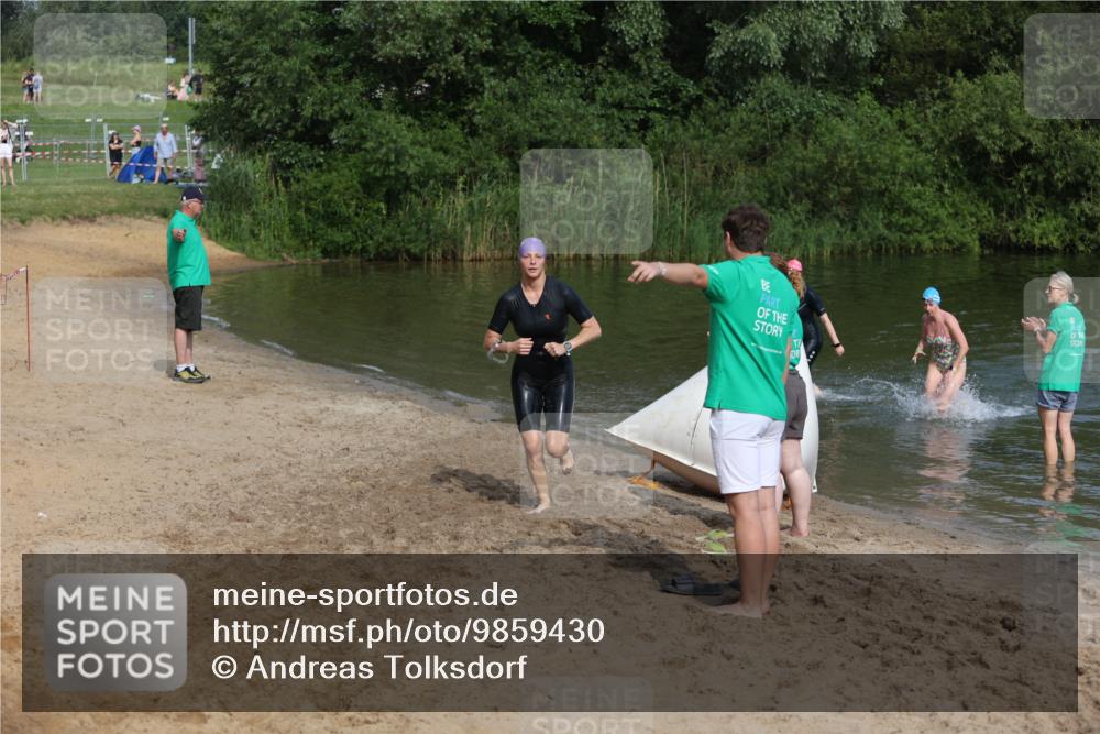 21.06.2026 - 29. Vierlanden-Triathlon Andreas Tolksdorf http://msf.ph/oto/9859430 21.06.2026 09:08:15 Schwimmen 224, 228, 1354 meine-sportfotos.de