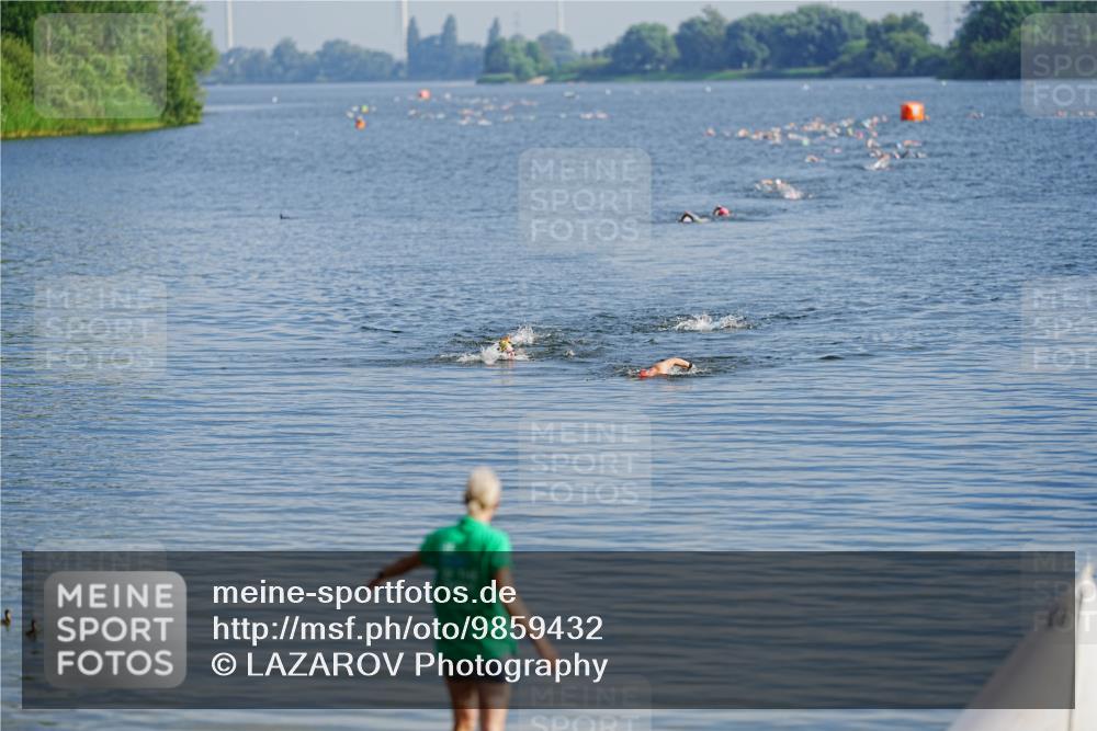 21.06.2026 - 29. Vierlanden-Triathlon LAZAROV Photography http://msf.ph/oto/9859432 21.06.2026 08:32:15 Schwimmen  meine-sportfotos.de
