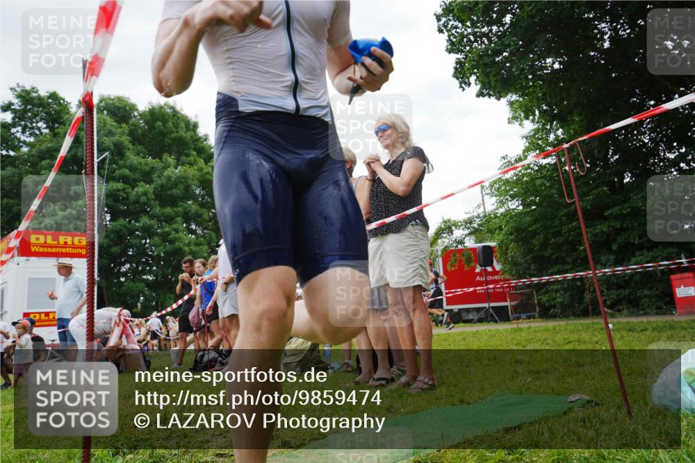 21.06.2026 - 29. Vierlanden-Triathlon LAZAROV Photography http://msf.ph/oto/9859474 21.06.2026 11:04:40 Schwimmen 17, 687, 747 meine-sportfotos.de