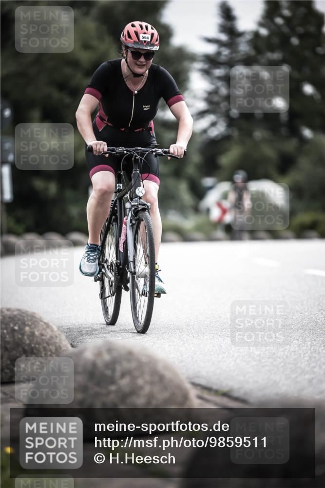 21.06.2026 - 29. Vierlanden-Triathlon H.Heesch http://msf.ph/oto/9859511 21.06.2026 10:32:15 Radfahren 84, 196, 199, 312, 594 meine-sportfotos.de