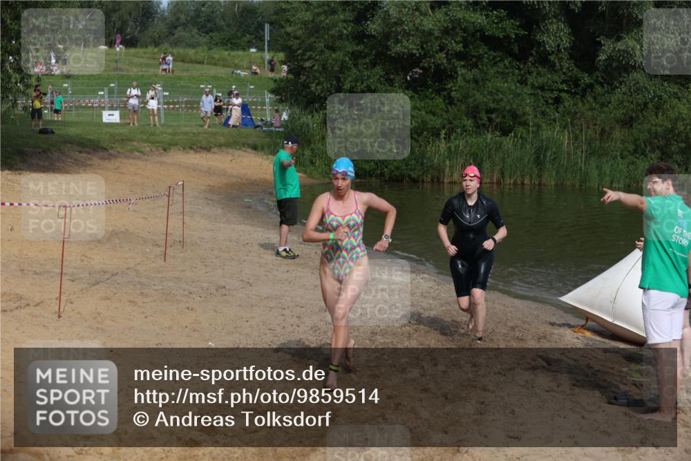 21.06.2026 - 29. Vierlanden-Triathlon Andreas Tolksdorf http://msf.ph/oto/9859514 21.06.2026 09:08:19 Schwimmen 224, 228, 233, 268, 1354 meine-sportfotos.de