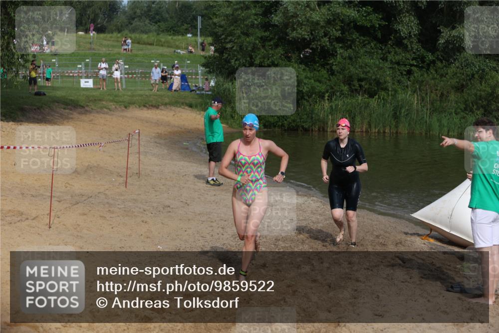 21.06.2026 - 29. Vierlanden-Triathlon Andreas Tolksdorf http://msf.ph/oto/9859522 21.06.2026 09:08:19 Schwimmen 224, 228, 233, 268, 1354 meine-sportfotos.de