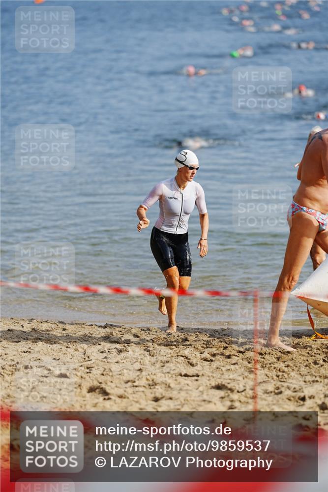 21.06.2026 - 29. Vierlanden-Triathlon LAZAROV Photography http://msf.ph/oto/9859537 21.06.2026 08:34:17 Schwimmen  meine-sportfotos.de
