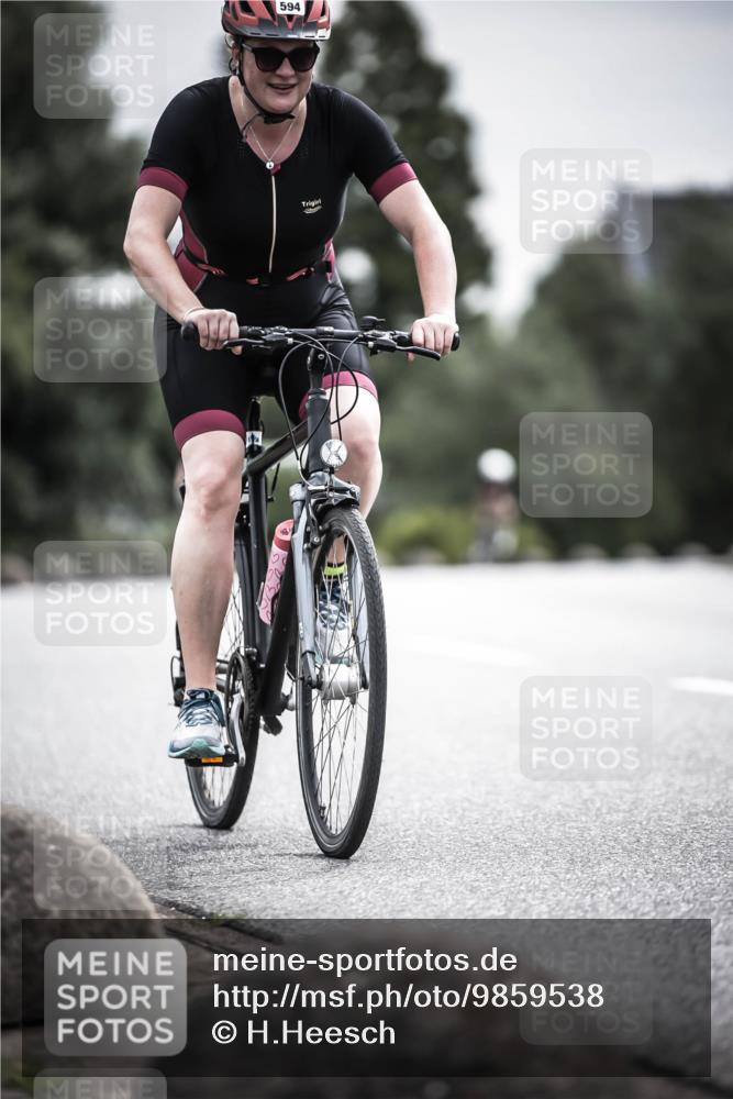 21.06.2026 - 29. Vierlanden-Triathlon H.Heesch http://msf.ph/oto/9859538 21.06.2026 10:32:16 Radfahren 84, 165, 169, 196, 199, 312, 594, 595 meine-sportfotos.de