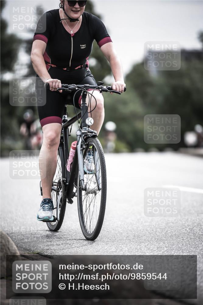 21.06.2026 - 29. Vierlanden-Triathlon H.Heesch http://msf.ph/oto/9859544 21.06.2026 10:32:16 Radfahren 84, 165, 169, 196, 199, 312, 594, 595 meine-sportfotos.de