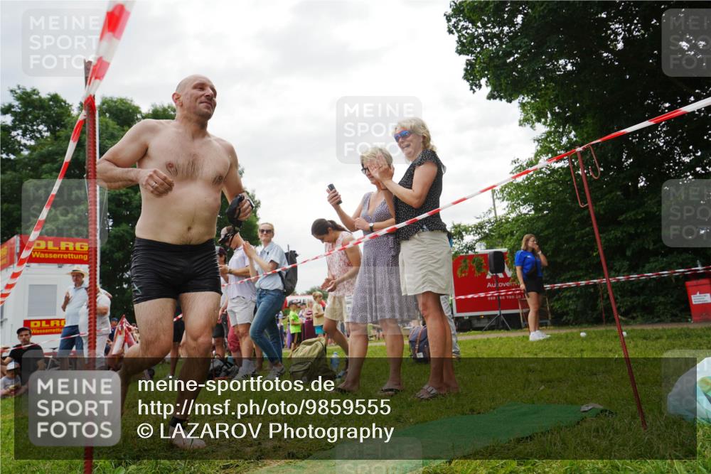 21.06.2026 - 29. Vierlanden-Triathlon LAZAROV Photography http://msf.ph/oto/9859555 21.06.2026 11:07:16 Schwimmen 684 meine-sportfotos.de