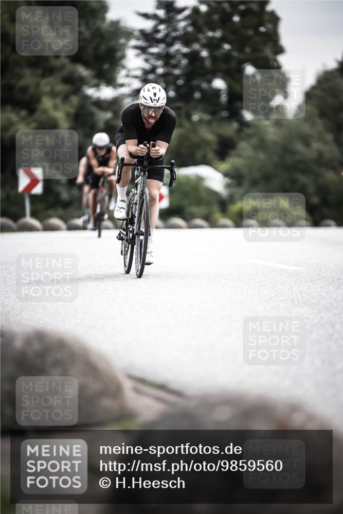 21.06.2026 - 29. Vierlanden-Triathlon H.Heesch http://msf.ph/oto/9859560 21.06.2026 10:32:21 Radfahren 13, 84, 165, 169, 199, 312, 594, 595 meine-sportfotos.de