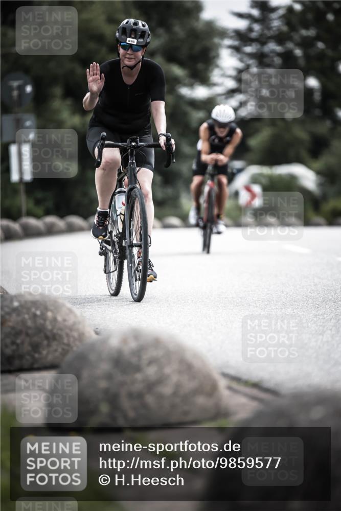 21.06.2026 - 29. Vierlanden-Triathlon H.Heesch http://msf.ph/oto/9859577 21.06.2026 10:32:22 Radfahren 13, 54, 84, 165, 169, 199, 595 meine-sportfotos.de