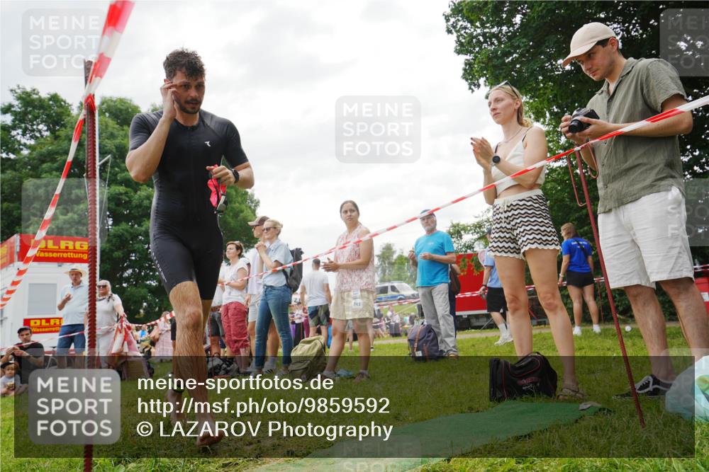 21.06.2026 - 29. Vierlanden-Triathlon LAZAROV Photography http://msf.ph/oto/9859592 21.06.2026 11:08:26 Schwimmen 645, 658, 735 meine-sportfotos.de