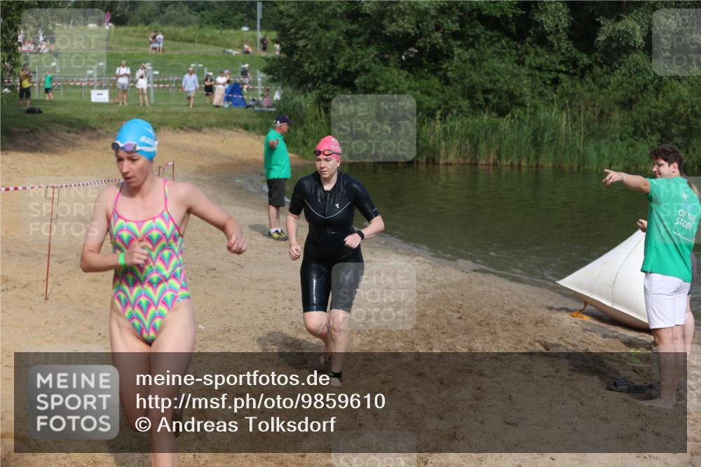 21.06.2026 - 29. Vierlanden-Triathlon Andreas Tolksdorf http://msf.ph/oto/9859610 21.06.2026 09:08:20 Schwimmen 224, 228, 233, 268, 1354 meine-sportfotos.de