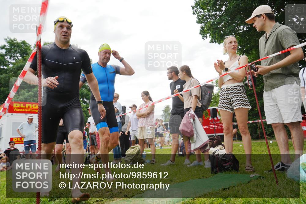 21.06.2026 - 29. Vierlanden-Triathlon LAZAROV Photography http://msf.ph/oto/9859612 21.06.2026 11:09:51 Schwimmen 651, 683, 782 meine-sportfotos.de