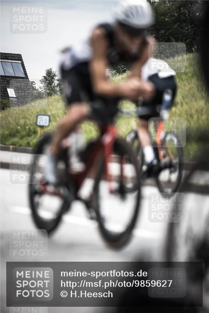 21.06.2026 - 29. Vierlanden-Triathlon H.Heesch http://msf.ph/oto/9859627 21.06.2026 10:32:24 Radfahren 12, 13, 54, 84, 165, 169, 199, 239, 324, 595 meine-sportfotos.de