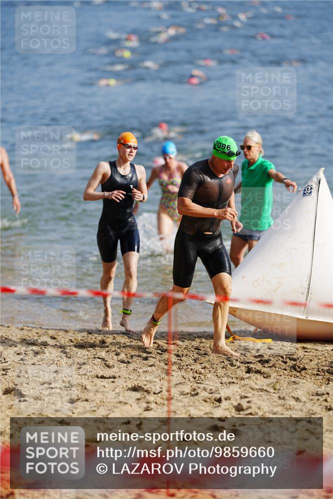 21.06.2026 - 29. Vierlanden-Triathlon LAZAROV Photography http://msf.ph/oto/9859660 21.06.2026 08:35:07 Schwimmen 216 meine-sportfotos.de